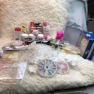 Acrylic nail supplies